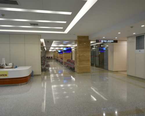 重庆代怀机构:试管婴儿的适应症、禁忌症及相关考量