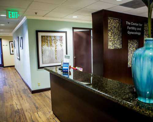 重庆试管助孕：移植后雌二醇孕酮波动解析与鲜胚囊胚成功率