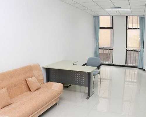 重庆三代试管婴儿费用多少？重庆治疗多囊卵巢该如何选择？